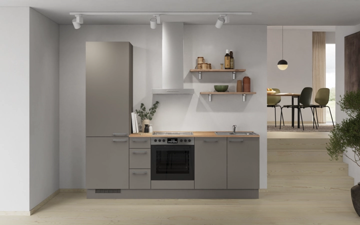 Cuisines Elite Cuisine linéaire 240 cm électroménagers inclus planning 10 0