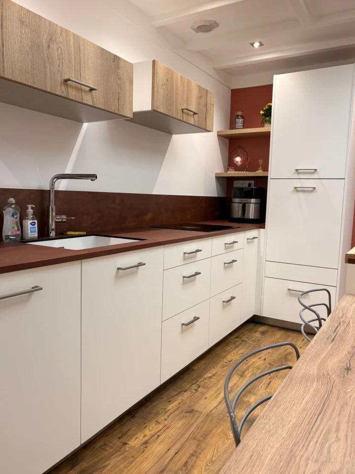 facades-cuisine-blanche-bois-comera-les-herbiers-720x960.webp facades-cuisine-blanche-bois-comera-les-herbiers-720x960.webp